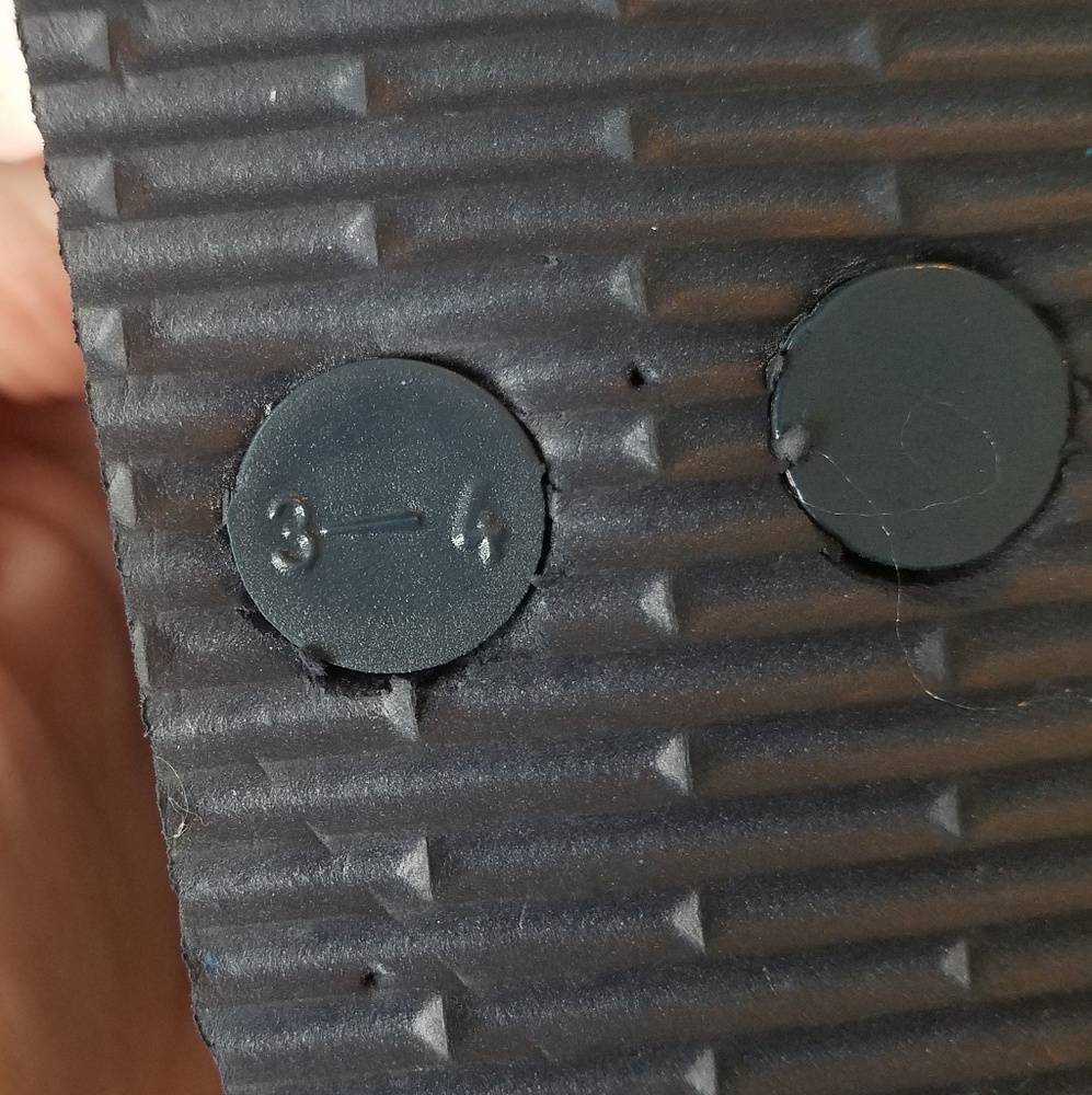 Baby sandals - Picture 2 of 2